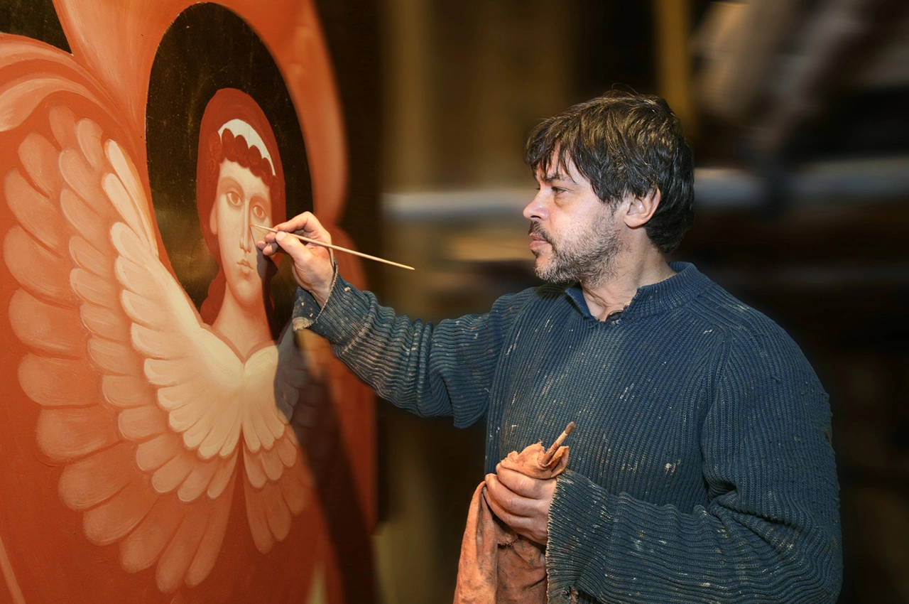 Living Creatively: Turning Everyday Moments into Inspiration Living Creatively: Turning Everyday Moments into Inspiration